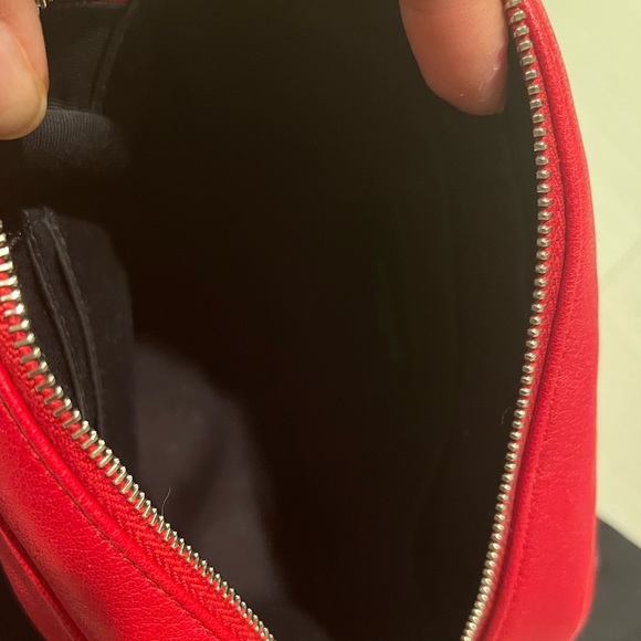 Saint Laurent Lou Belt bag - Picture 7 of 9